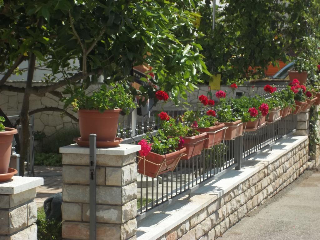 Apartments Ars Vivendi Trogir Habitación foto